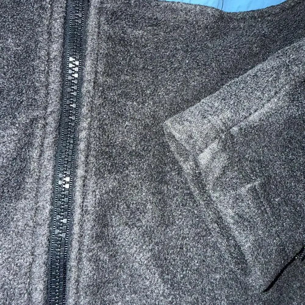 GAP clean gray